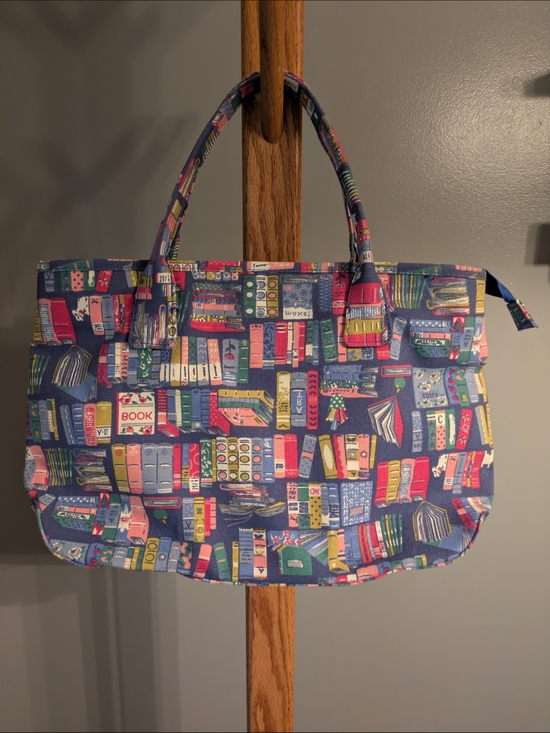 Sagefinds Handbags - Sagefinds A Book Lover's Tote Bag